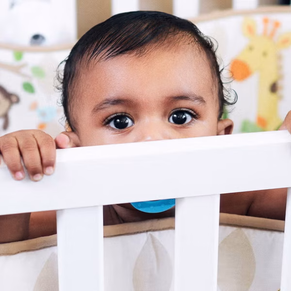 How to Set up the Ultimate Sleeping Environment With Baby Crib Bumpers