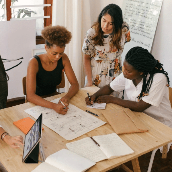 Startup from Scratch: Evolving Your Hustle into a Brand