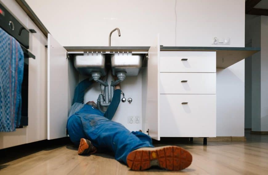 Why Repipe Specialists Get Better Results Than General Plumbers for Whole-House Projects